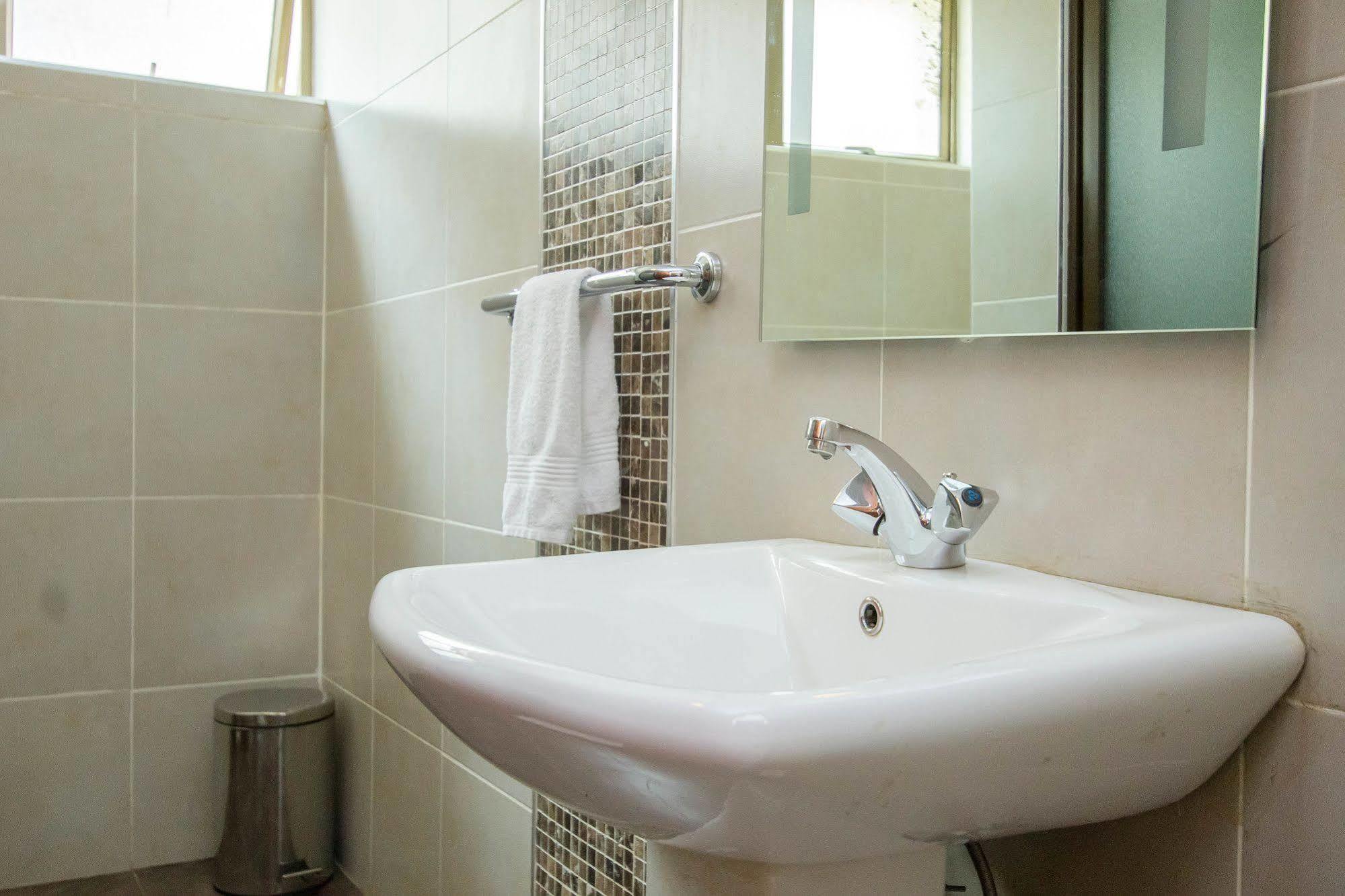 Victoria Comfort Inn Kisumu Dış mekan fotoğraf